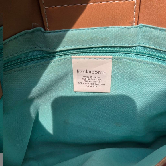 Liz Claiborne Beige & Tan Tote Bag - Picture 10 of 13